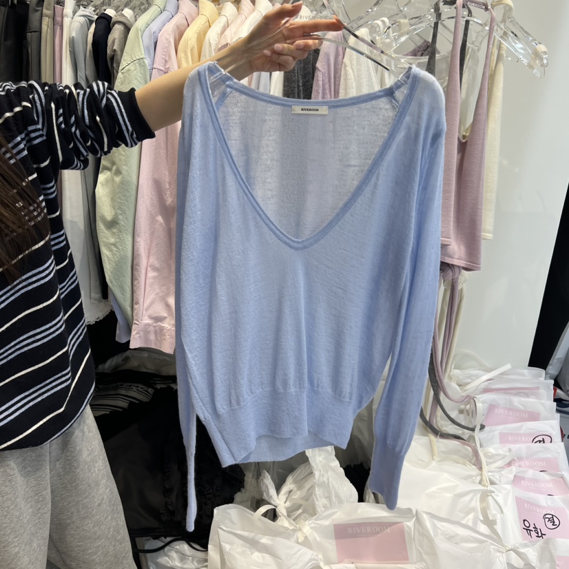 RIVEROOM東大門直郵女士新品推薦熱賣時尚針織衫不含內搭V領RIVEROOM針織衫圖色3