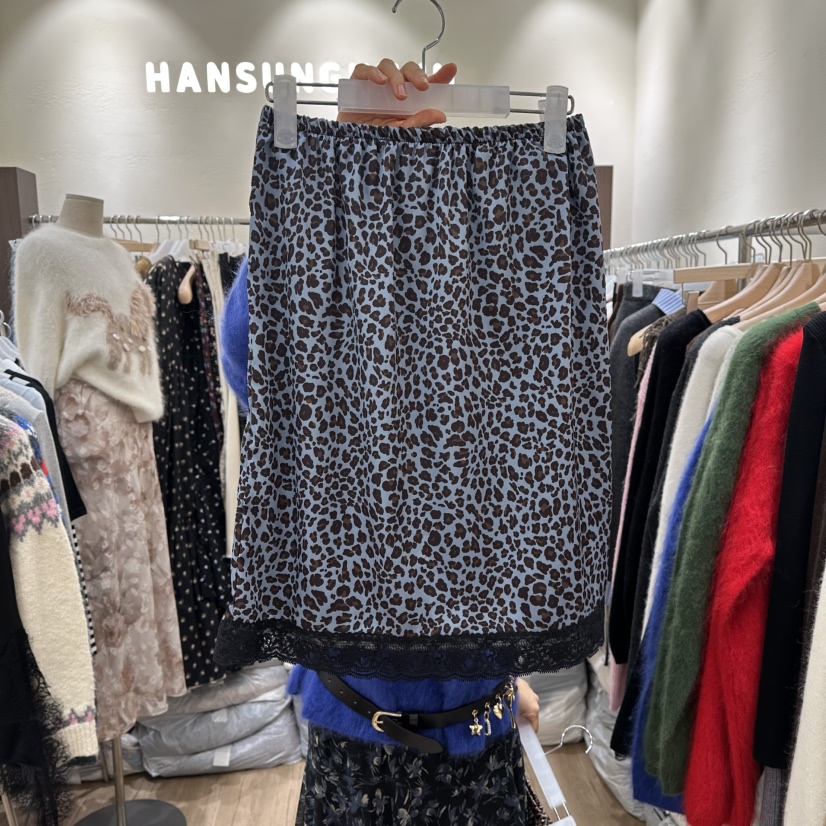 HANSUNGHYUN韓國直郵女裝新品推薦人氣半身裙中短裙春款蕾絲HANSUNGHYUN半身裙/中短裙圖色2