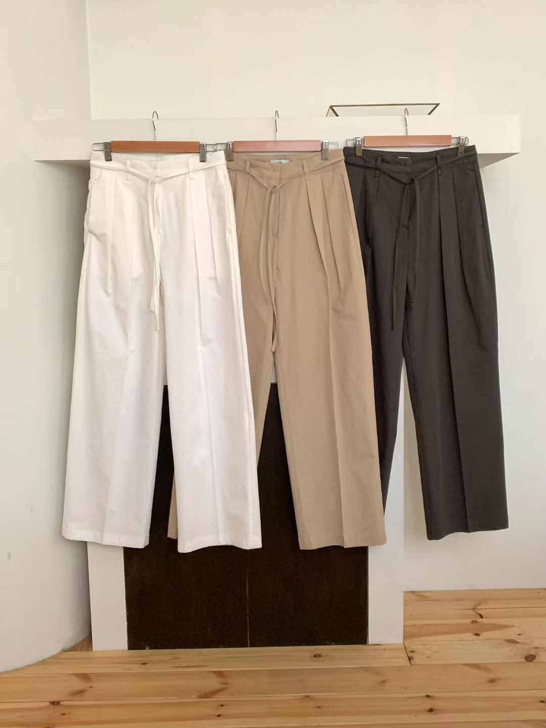 THE ZOA韓國直郵女裝新款推薦時尚人氣26春夏牛仔褲含腰繩THE ZOA牛仔褲圖色2左二色