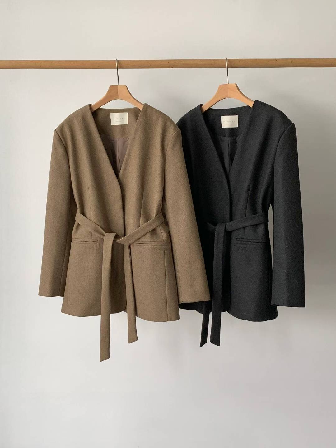 SATURDAY東大門代購女士新品職業真品人氣短款大衣含腰繩SATURDAY短款大衣