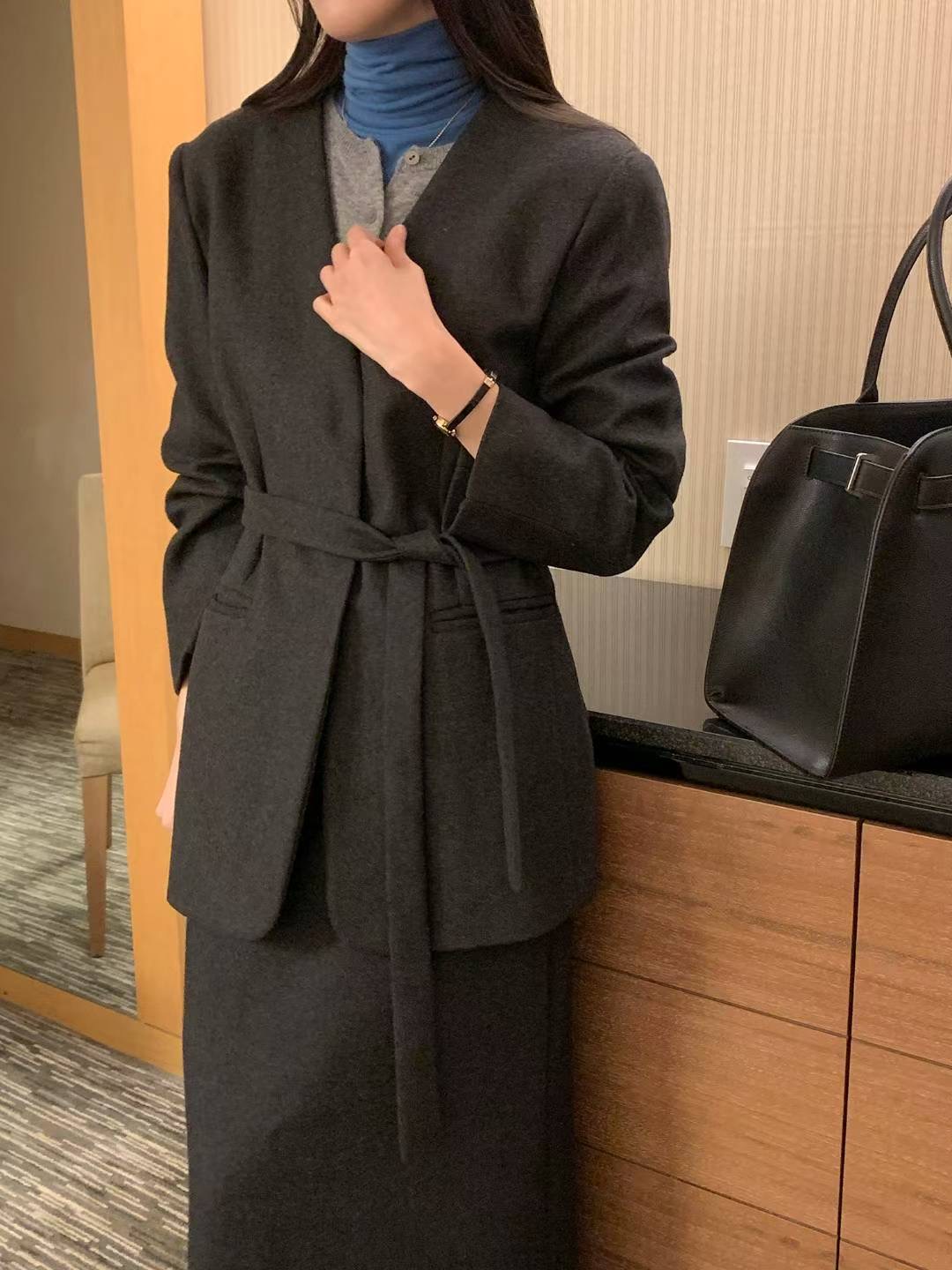 SATURDAY東大門代購女士新品職業真品人氣短款大衣含腰繩SATURDAY短款大衣圖色1