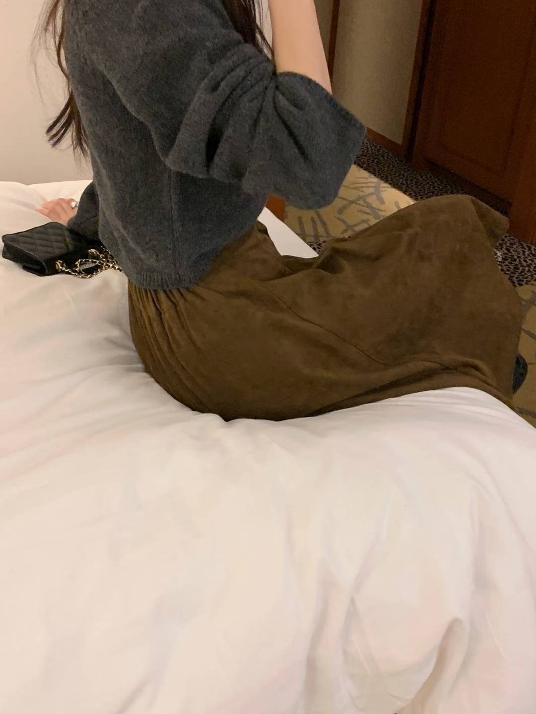 SATURDAY韓國直郵女裝新品26春夏推薦半身裙中短裙絨面革SATURDAY半身裙/中短裙