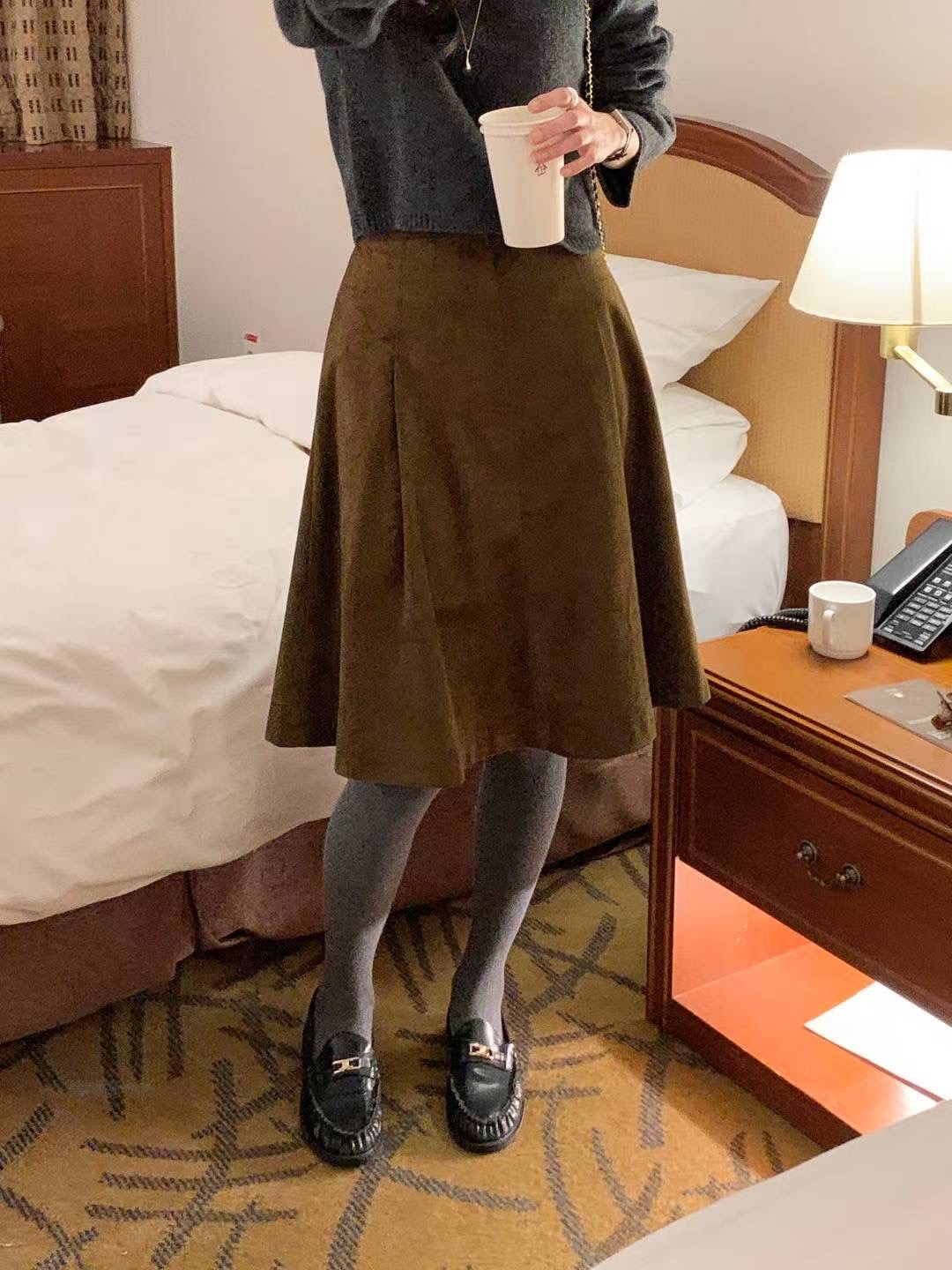 SATURDAY韓國直郵女裝新品26春夏推薦半身裙中短裙絨面革SATURDAY半身裙/中短裙圖色1