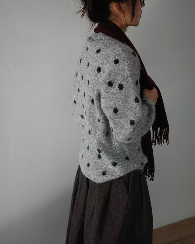 VIVACITY韓國直郵女裝新款休閑熱賣真品職業針織衫不含圍巾VIVACITY針織衫