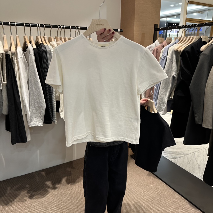 LE BUTTER東大門直郵女裝新款時尚休閑職業推薦26春季T恤LE BUTTERT恤圖色1