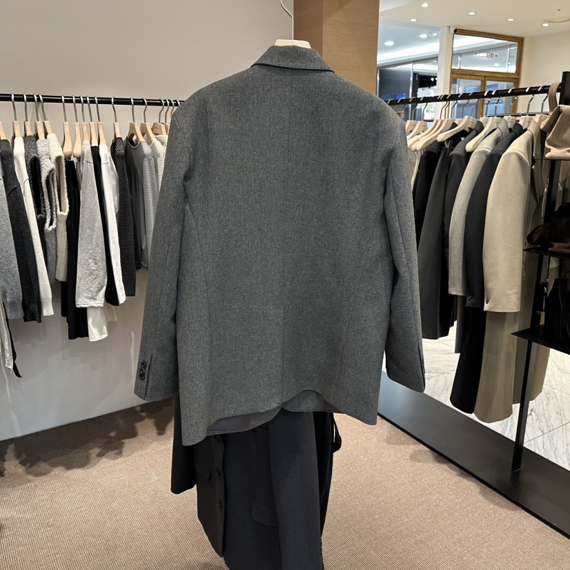 LE BUTTER東大門直郵女裝新款時尚人氣推薦熱賣夾克紐扣LE BUTTER夾克