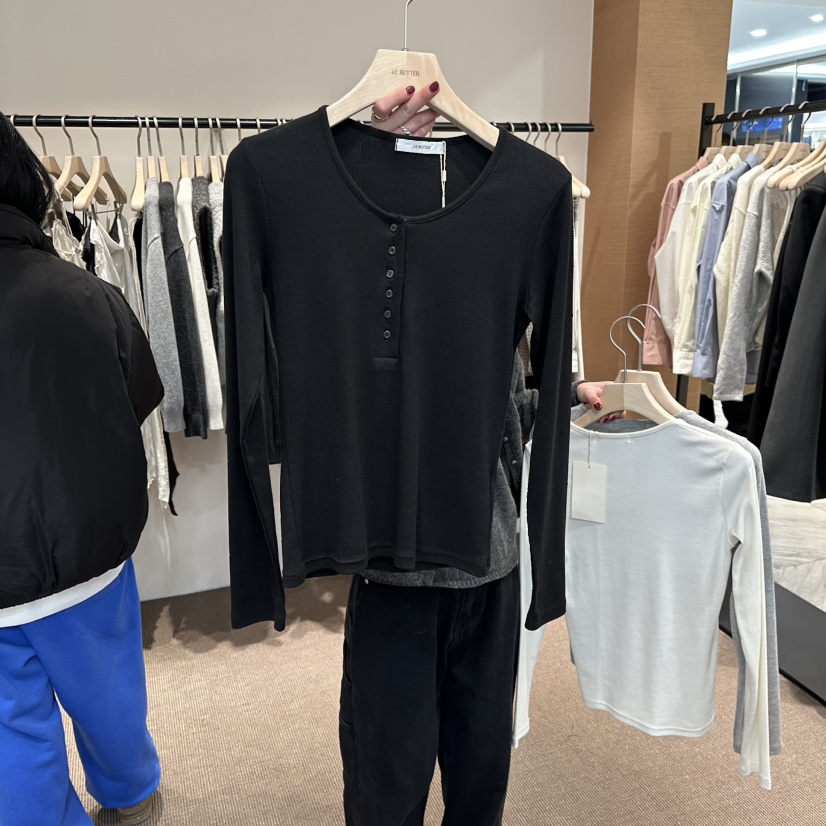 LE BUTTER韓國直郵女士新品職業推薦熱賣26春季長袖T恤紐扣LE BUTTER長袖T恤圖色3