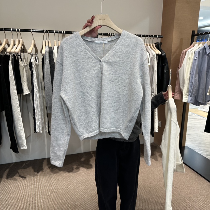 LE BUTTER東大門實拍女士新款26春季針織衫不含內搭浣熊開衫LE BUTTER針織衫圖色1