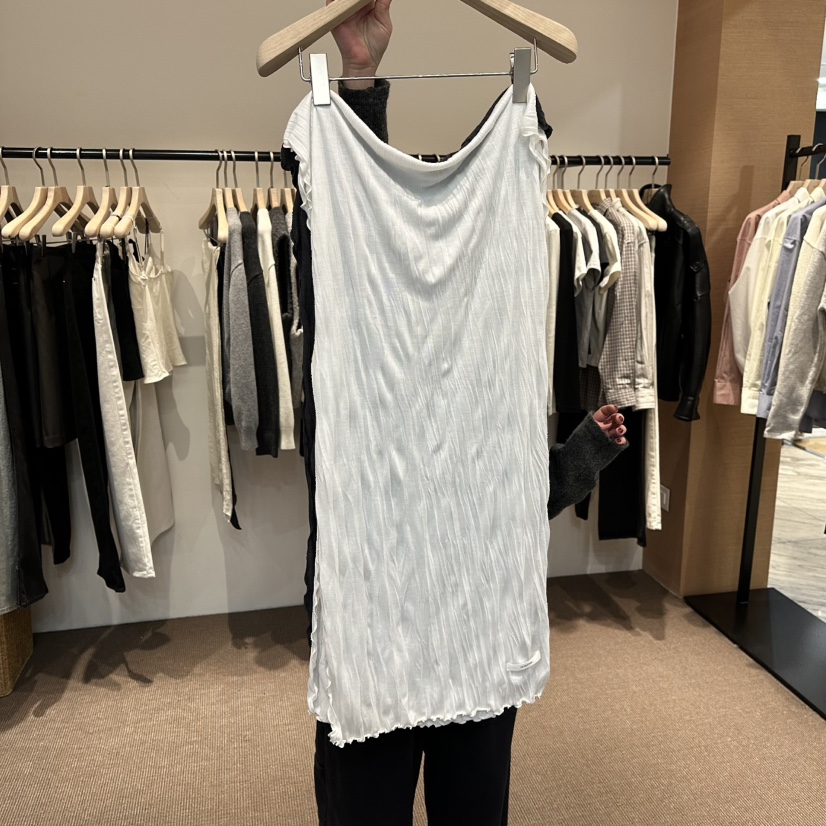 LE BUTTER東大門直郵女裝新品推薦職業圍巾披肩褶皺圍巾LE BUTTER圍巾/披肩圖色1