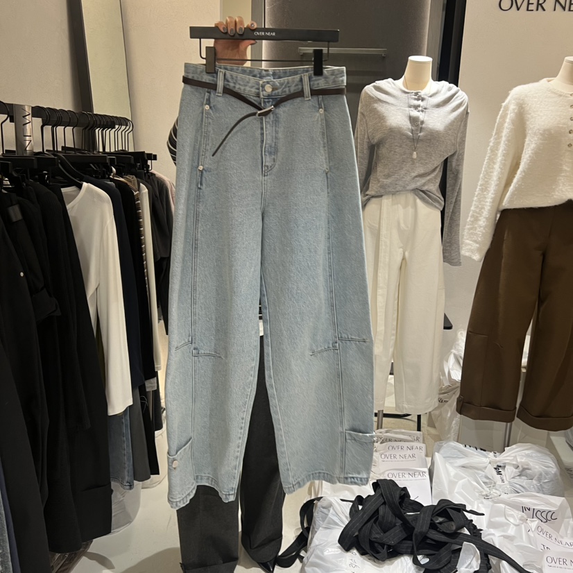 OVER NEAR東大門實拍女士新款時尚休閑26春季牛仔褲不含腰帶OVER NEAR牛仔褲圖色1