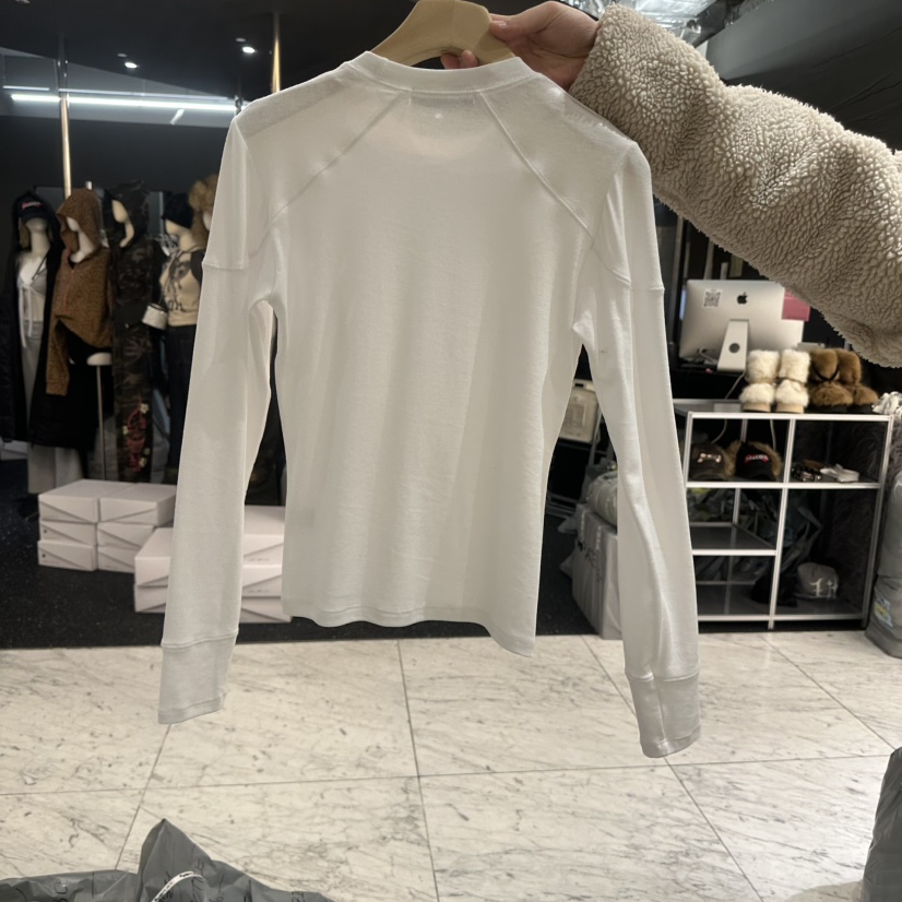 SUNDER MARKET東大門實拍女裝新款時尚推薦休閑職業長袖T恤SUNDER MARKET長袖T恤