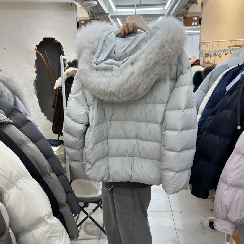 SIMPLE PARK/WMSTORY東大門代購女士新品26春季短款羽絨服狐貍SIMPLE PARK/WMSTORY短款羽絨服