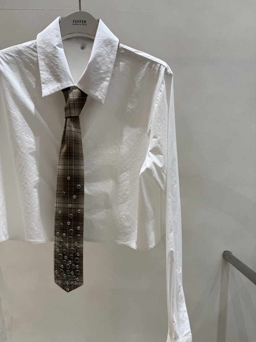 FEFFER韓國直郵女士新款26春季推薦襯衫蕾絲衫含領帶圓領FEFFER襯衫/蕾絲衫