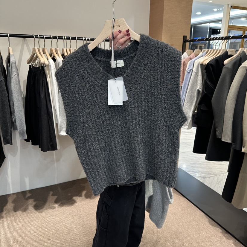 LE BUTTER東大門直郵女裝新款時尚26春季針織衫羊駝毛V領LE BUTTER針織衫圖色3
