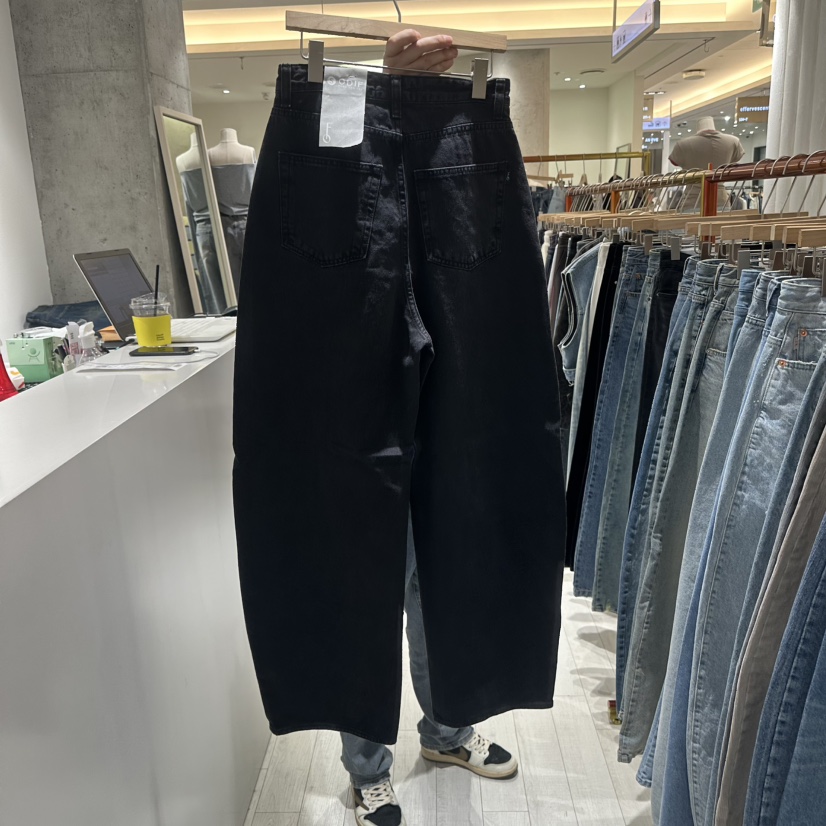 GRAYMELLOW東大門實拍女士新款26春季時尚推薦職業牛仔褲GRAYMELLOW牛仔褲