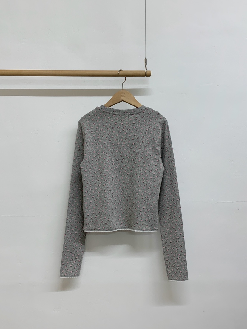 MORE THAN-P東大門實拍女士新品休閑時尚推薦熱賣長袖T恤MORE THAN長袖T恤