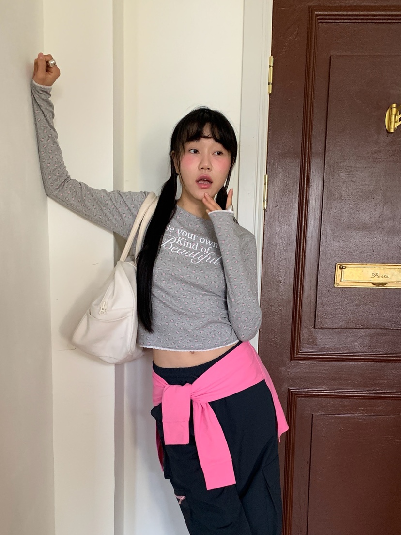 MORE THAN-P東大門實拍女士新品休閑時尚推薦熱賣長袖T恤MORE THAN長袖T恤