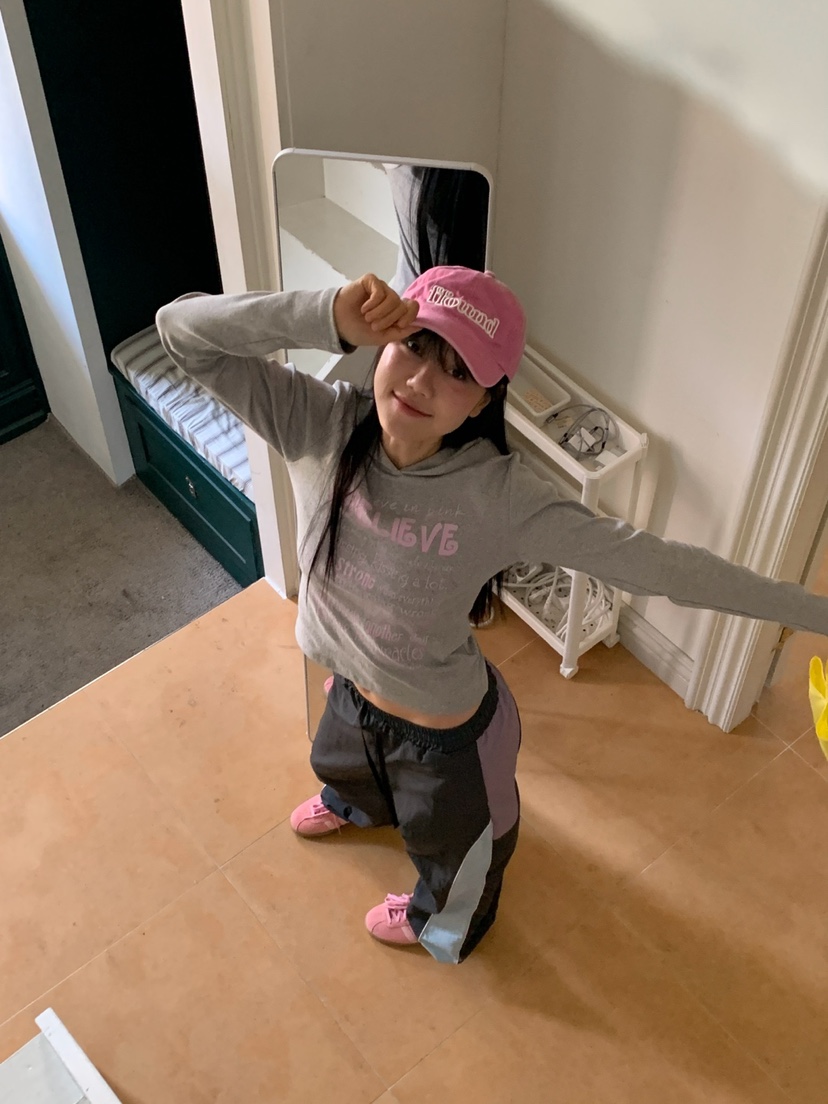 MORE THAN-P東大門實拍女裝新品26春季人氣推薦長袖T恤MORE THAN長袖T恤