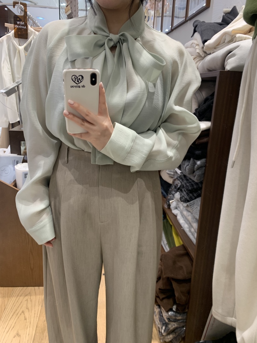 DE GO YOU韓國直郵女士新款職業熱賣推薦襯衫蕾絲衫系帶DE GO YOU襯衫/蕾絲衫