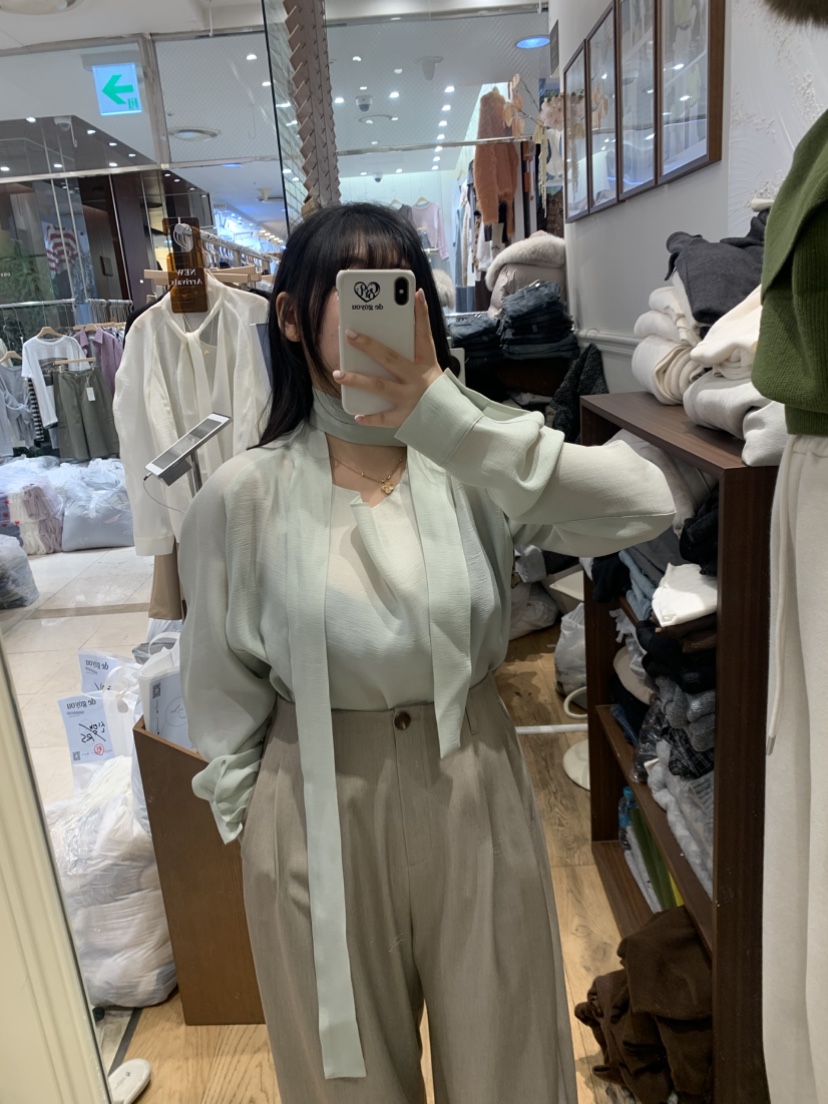 DE GO YOU韓國直郵女士新款職業熱賣推薦襯衫蕾絲衫系帶DE GO YOU襯衫/蕾絲衫