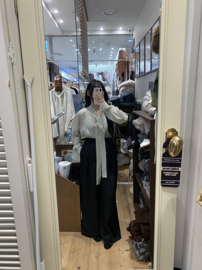 DE GO YOU韓國直郵女士新款職業熱賣推薦襯衫蕾絲衫系帶DE GO YOU襯衫/蕾絲衫