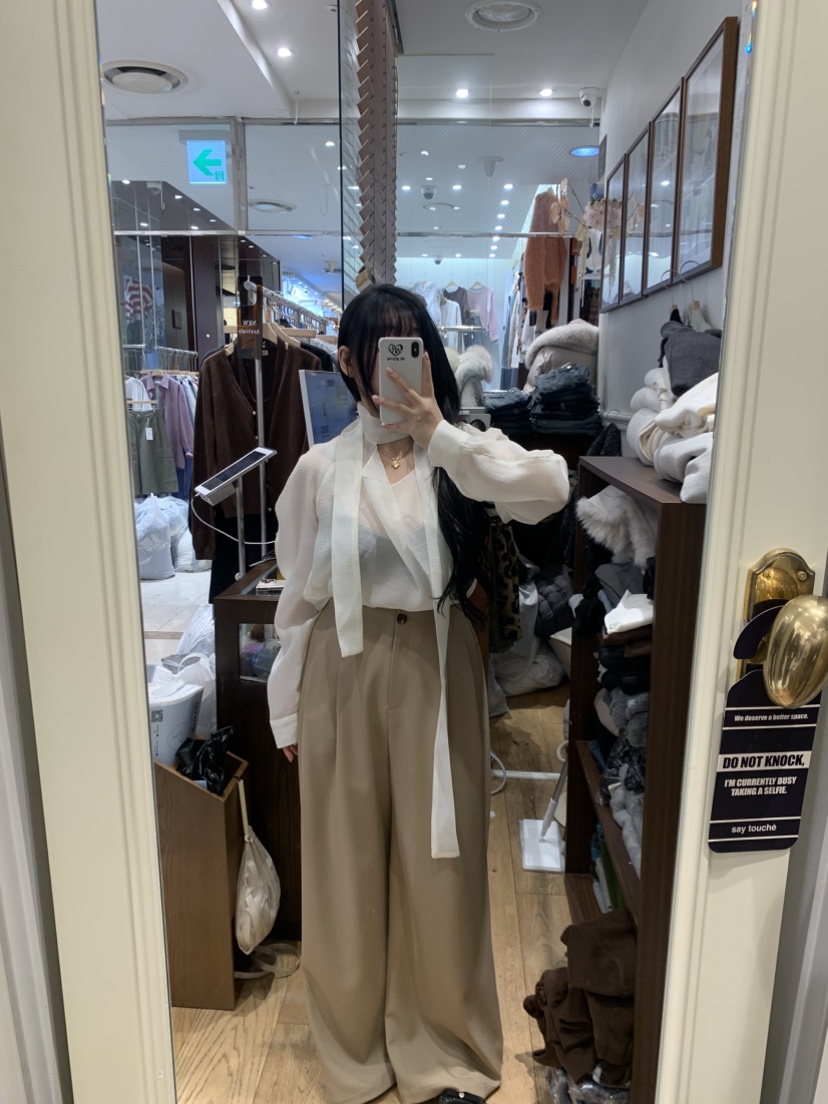 DE GO YOU韓國直郵女士新款職業熱賣推薦襯衫蕾絲衫系帶DE GO YOU襯衫/蕾絲衫