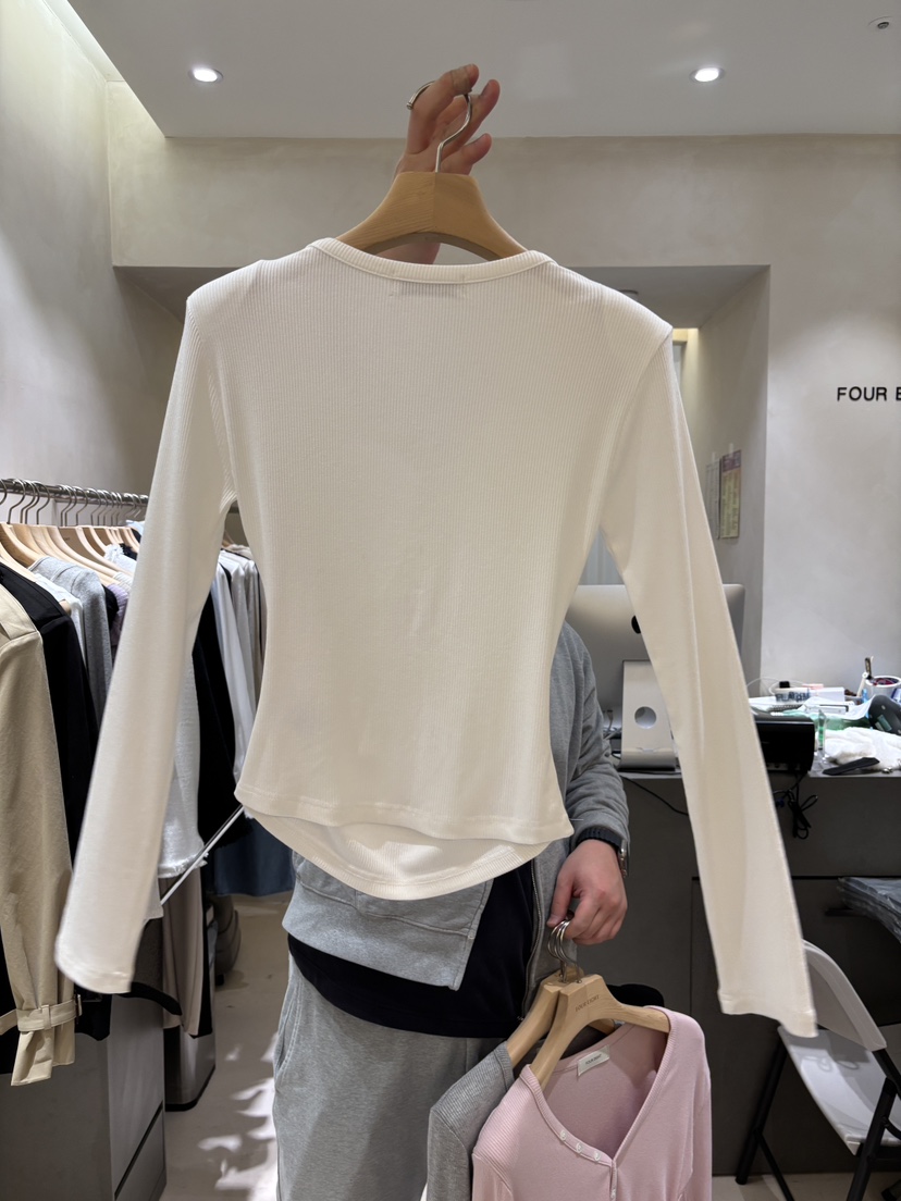 FOUREIGHT東大門實拍女裝新品時尚推薦休閑職業熱賣長袖T恤FOUR EIGHT長袖T恤