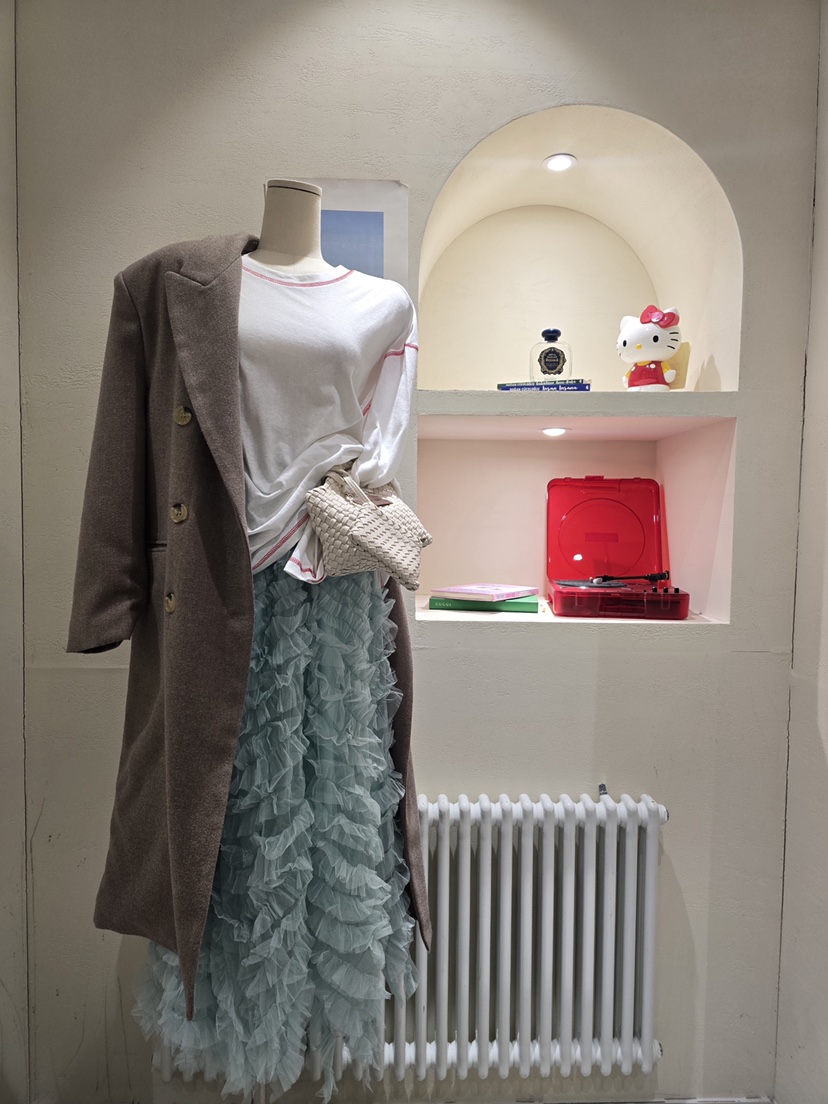 LIKEVAM韓國直郵女裝新款人氣時尚推薦休閑熱賣26春季長袖T恤LIKEVAM長袖T恤