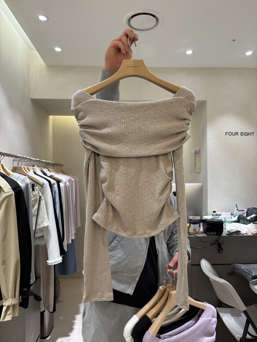 FOUREIGHT東大門實拍女士新品時尚推薦人氣職業26春季長袖T恤FOUR EIGHT長袖T恤圖色2