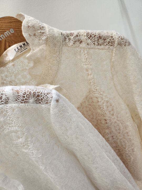 FEMME韓國直郵女士新品時尚熱賣休閑襯衫蕾絲衫荷葉邊蕾絲FEMME襯衫/蕾絲衫