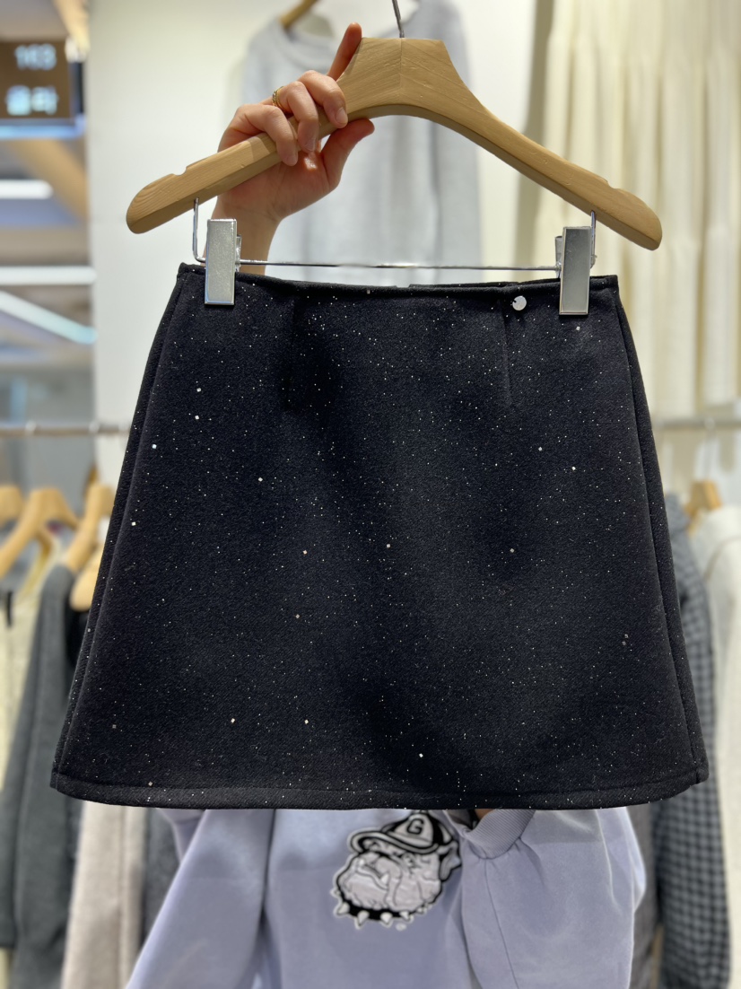 OLA韓國直郵女士新品職業26春季時尚休閑熱賣短裙珍珠迷你mellor/OLA短裙圖色3