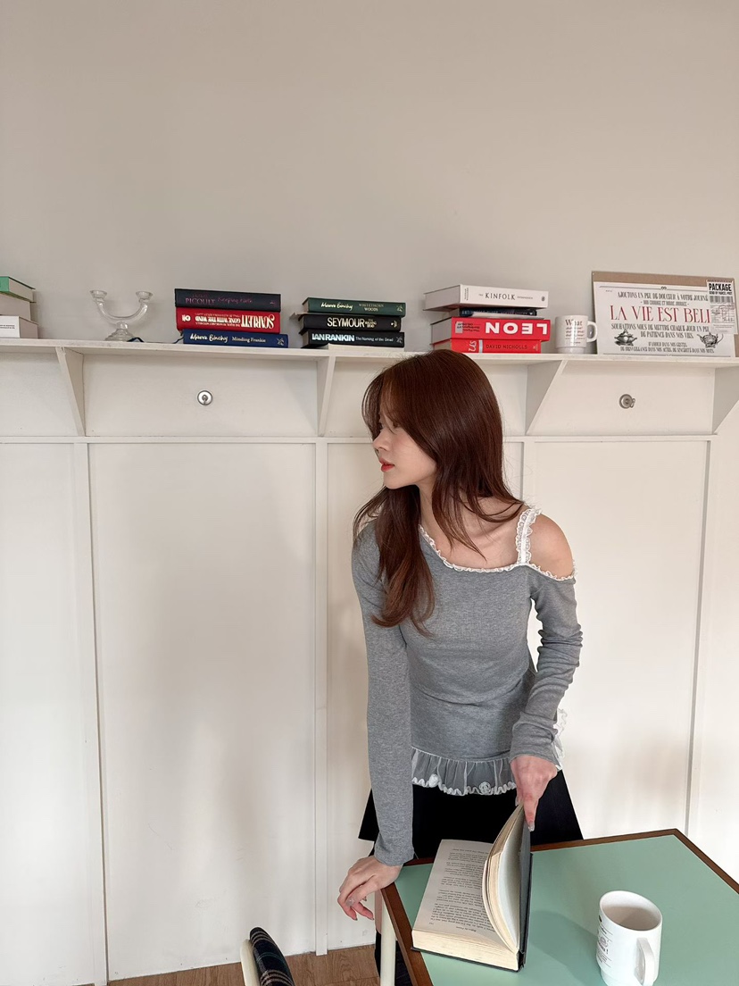 BE&amp;BE韓國代購女士新款推薦職業26春季時尚長袖T恤露肩BE&be長袖T恤