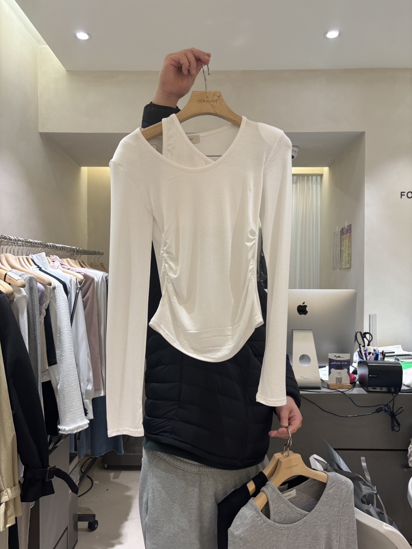 FOUREIGHT東大門代購女裝新品人氣熱賣職業休閑推薦長袖T恤FOUR EIGHT長袖T恤圖色1