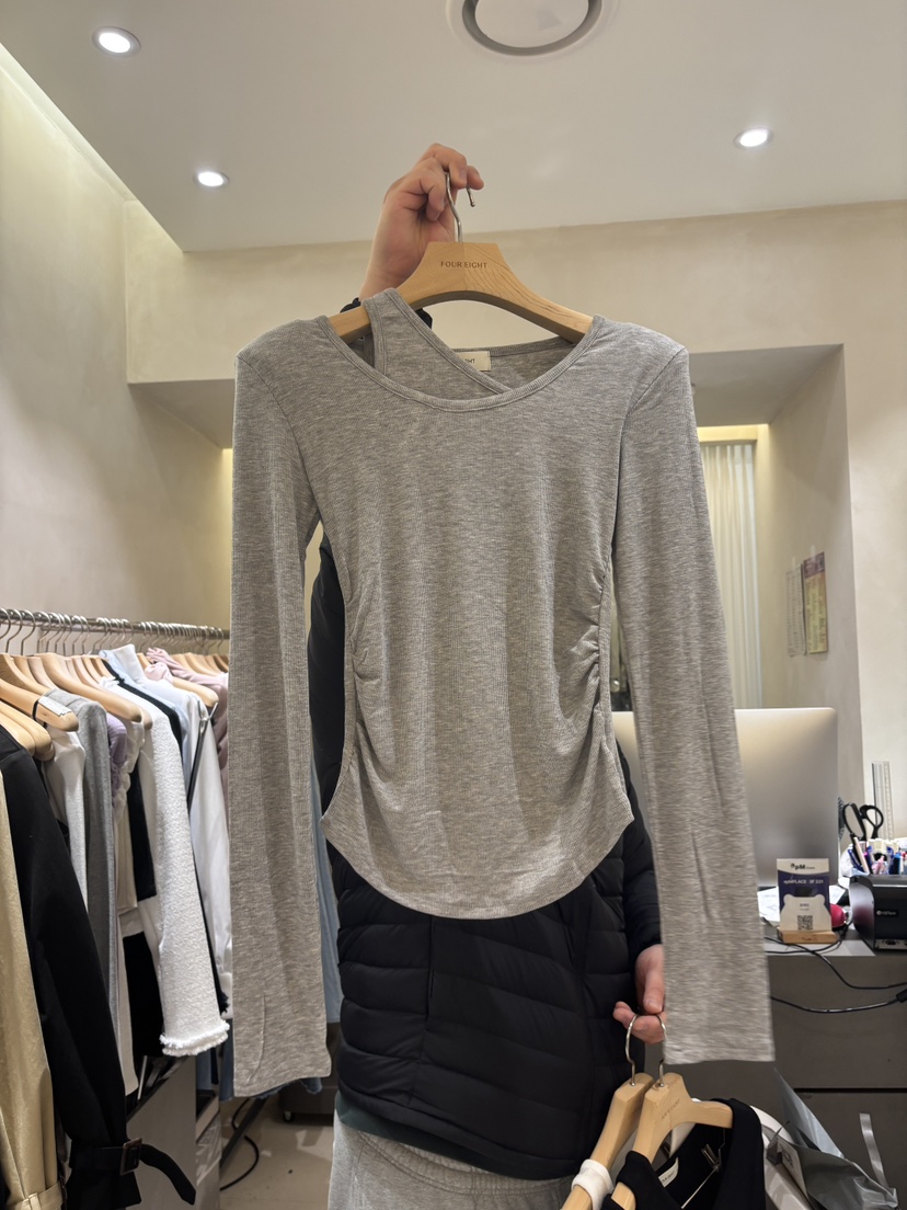 FOUREIGHT東大門代購女裝新品人氣熱賣職業休閑推薦長袖T恤FOUR EIGHT長袖T恤圖色2