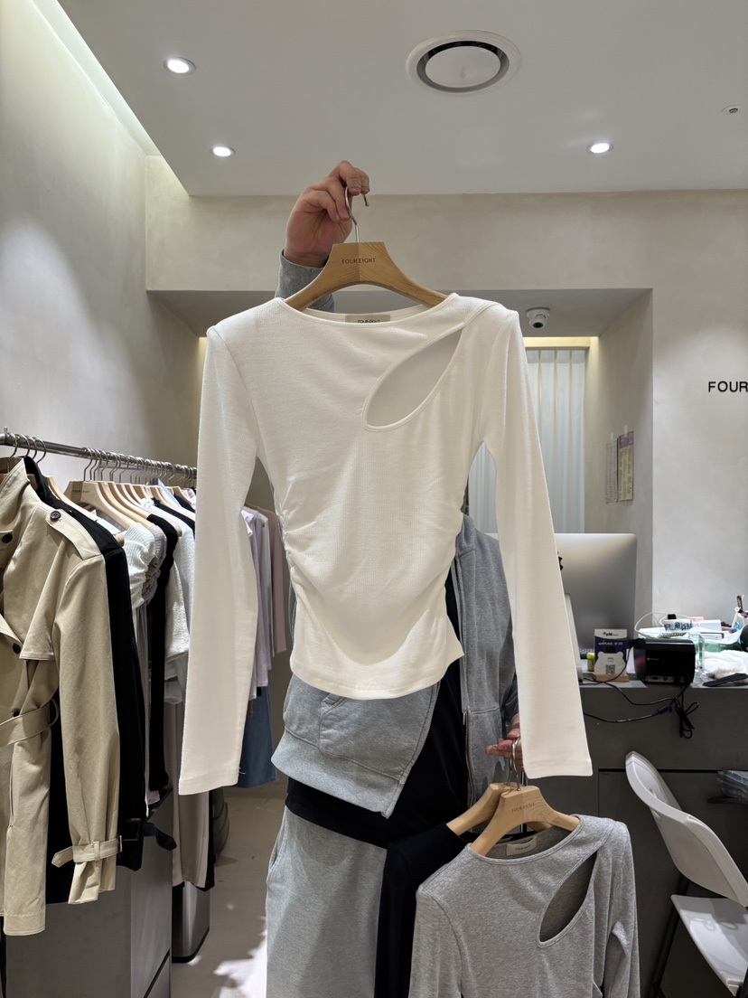 FOUREIGHT東大門實拍女裝新品休閑職業熱賣人氣時尚長袖T恤FOUR EIGHT長袖T恤圖色1