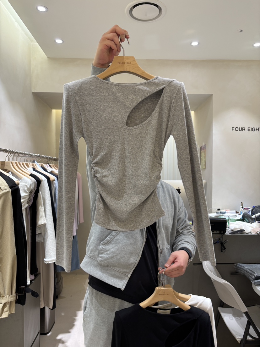FOUREIGHT東大門實拍女裝新品休閑職業熱賣人氣時尚長袖T恤FOUR EIGHT長袖T恤圖色2