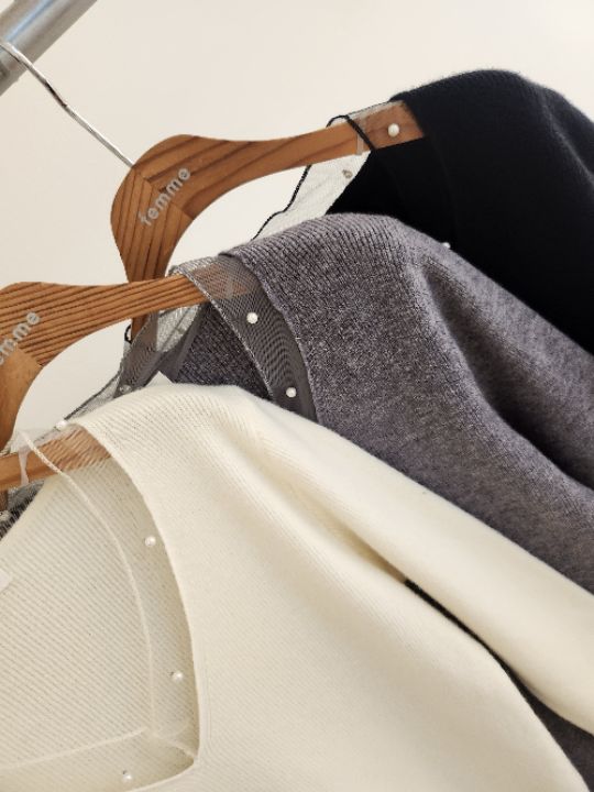 FEMME韓國直郵女裝新款推薦熱賣休閑職業人氣時尚26春季針織衫FEMME針織衫