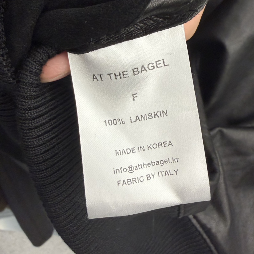 AT THE BAGEL東大門直郵女裝新款時尚26春季人氣皮衣褶皺AT THE BAGEL皮衣