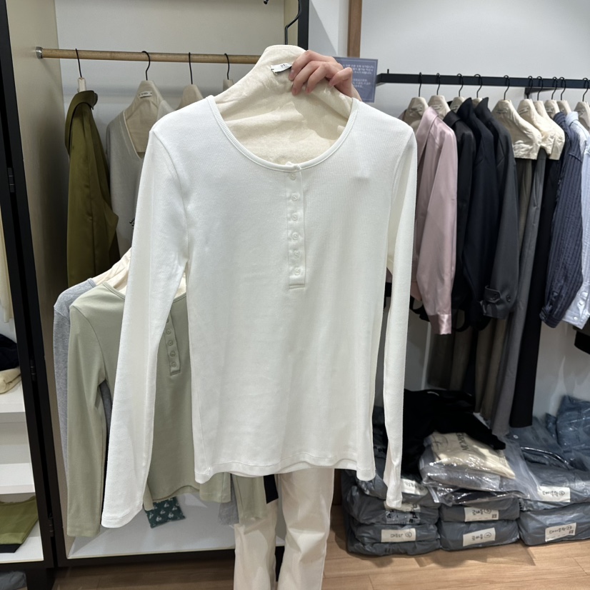 MUYBIEN東大門代購女裝新品熱賣人氣推薦職業26春季長袖T恤MUYBIEN長袖T恤圖色1
