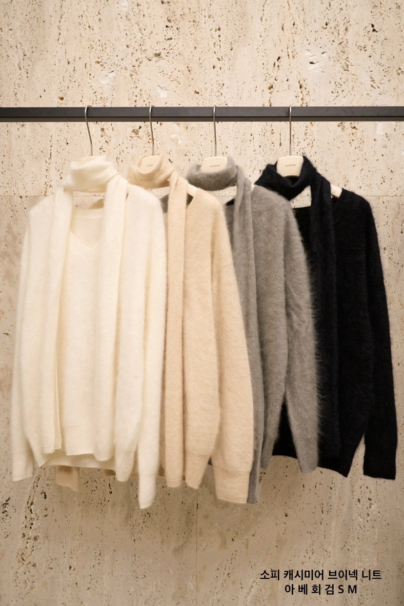 BLOSSOM韓國直郵女士新款休閑職業熱賣針織衫含圍巾V領羊絨BLOSSOM針織衫