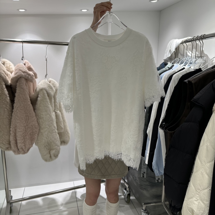 JENNIE東大門代購女士新品推薦熱賣26春夏休閑T恤花朵蕾絲JENNIE/VENEFITT恤圖色1