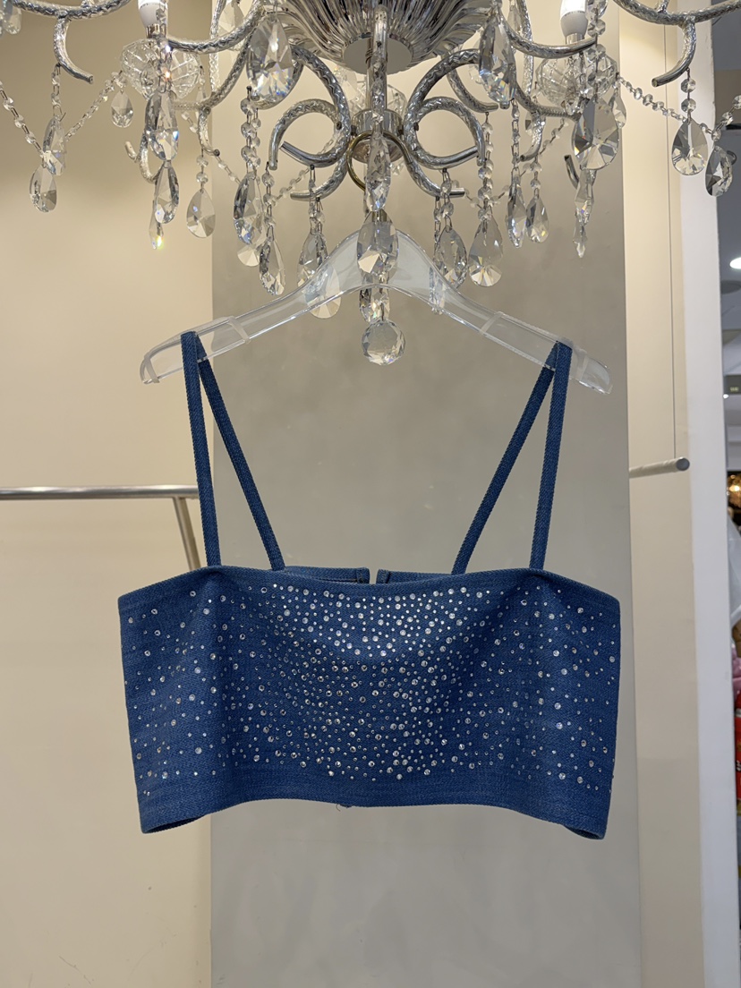 81 MARKET-L東大門代購女士新品真品推薦職業熱賣吊帶背心81 MARKET-L吊帶/背心圖色2