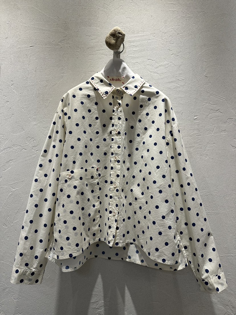 AT NOTE東大門直郵女裝新品推薦人氣真品襯衫蕾絲衫口袋AT NOTE襯衫/蕾絲衫圖色1