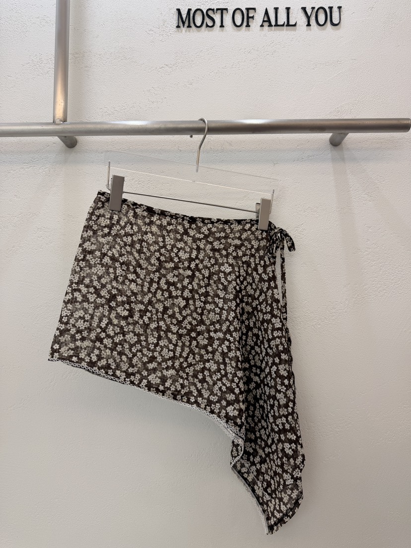MOST OF ALL U韓國代購女裝新款推薦休閑短裙花朵蕾絲MOST OF ALL U短裙圖色2棕色