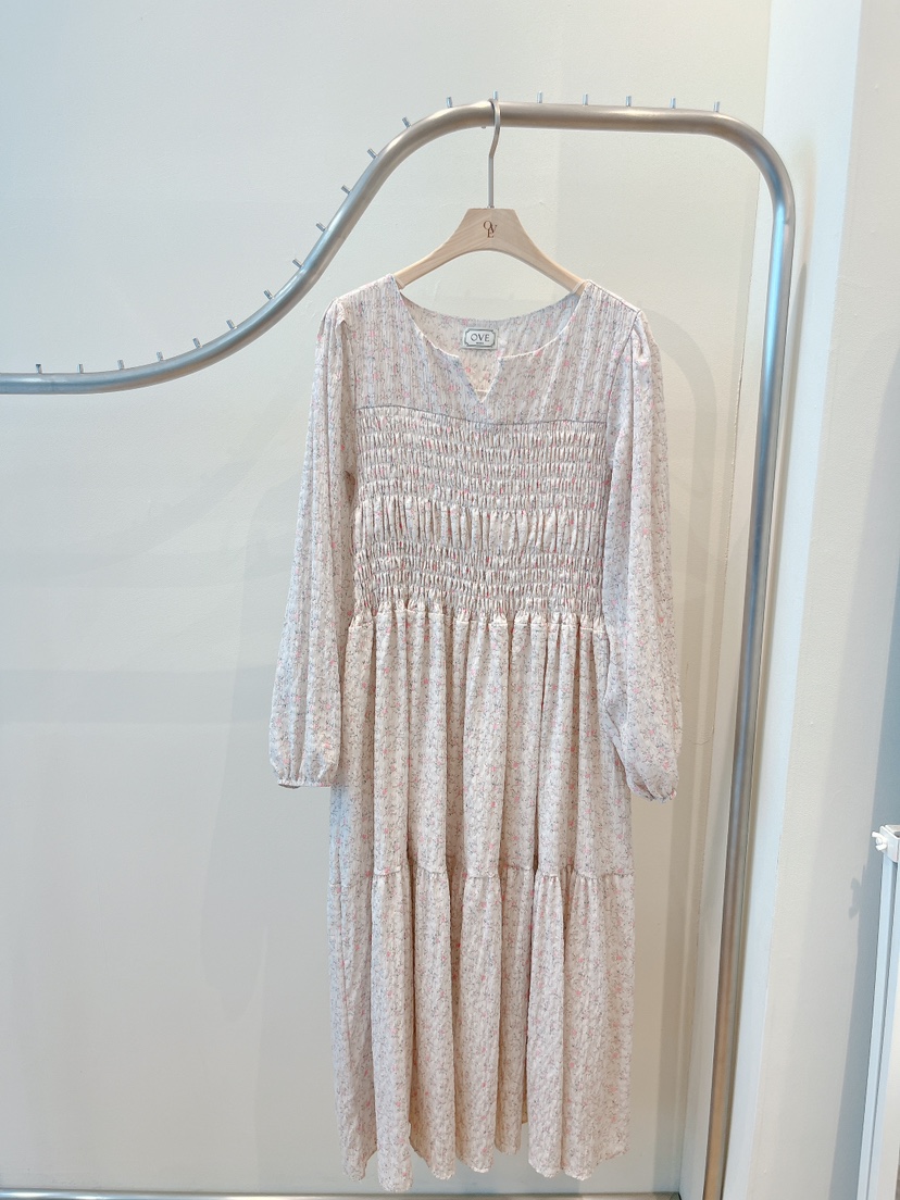 OVE東大門直郵女裝新品26春季職業時尚熱賣人氣推薦連衣裙OVE連衣裙圖色1