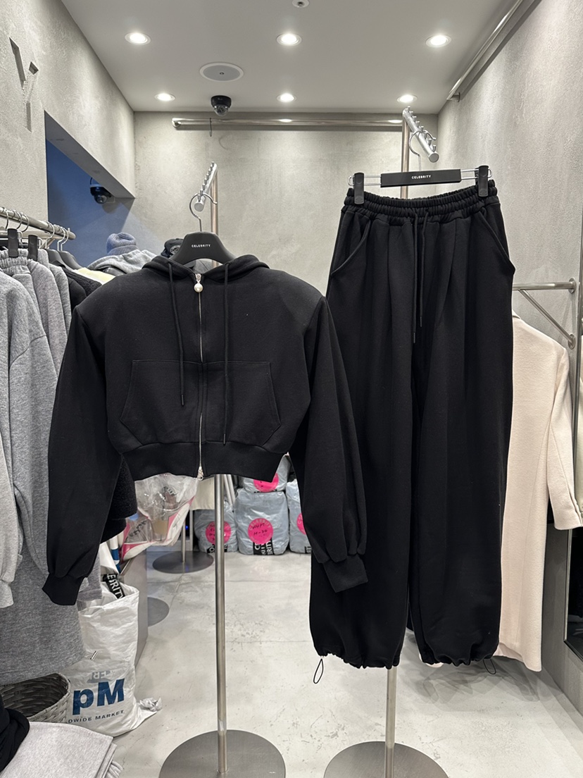 CELEBRITY-A韓國直郵女裝新品時尚推薦真品休閑26春夏套裝CELEBRITY-A套裝圖色2