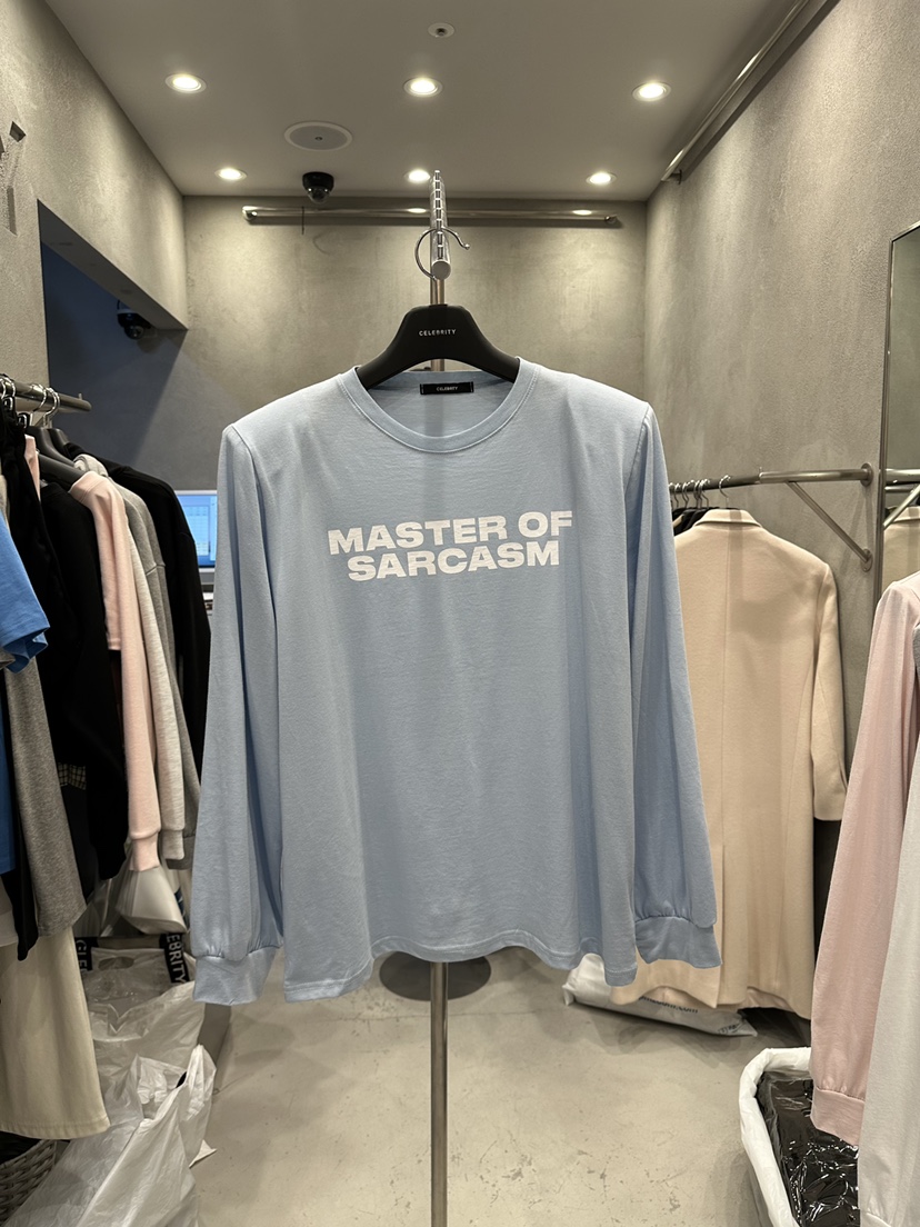 CELEBRITY-A東大門實拍女士新款推薦真品人氣時尚長袖T恤CELEBRITY-A長袖T恤圖色4