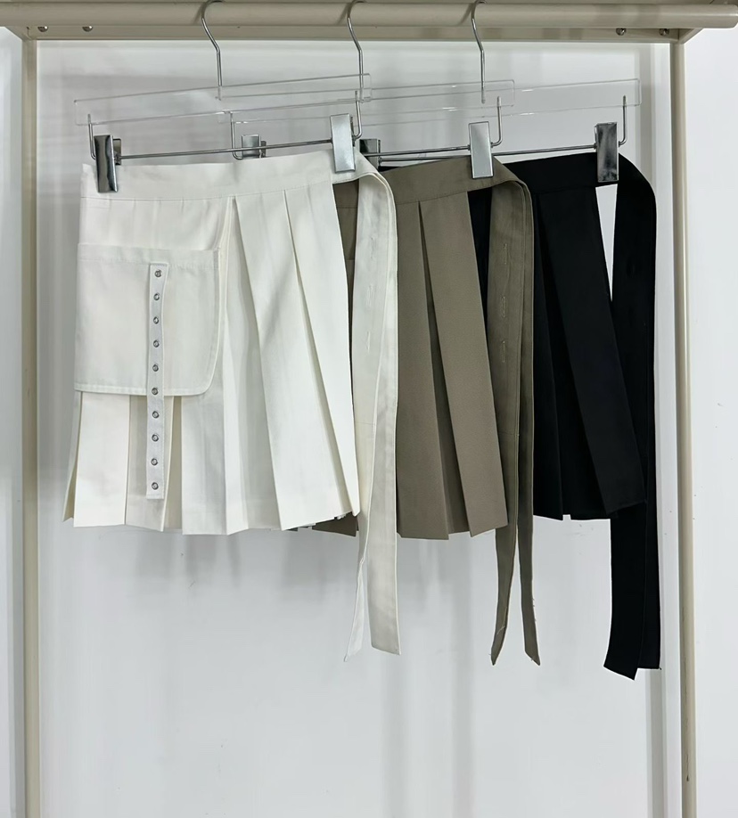 AMOUR東大門代購女裝新品真品時尚人氣26春夏短裙裹身裙褶裥AMOUR短裙