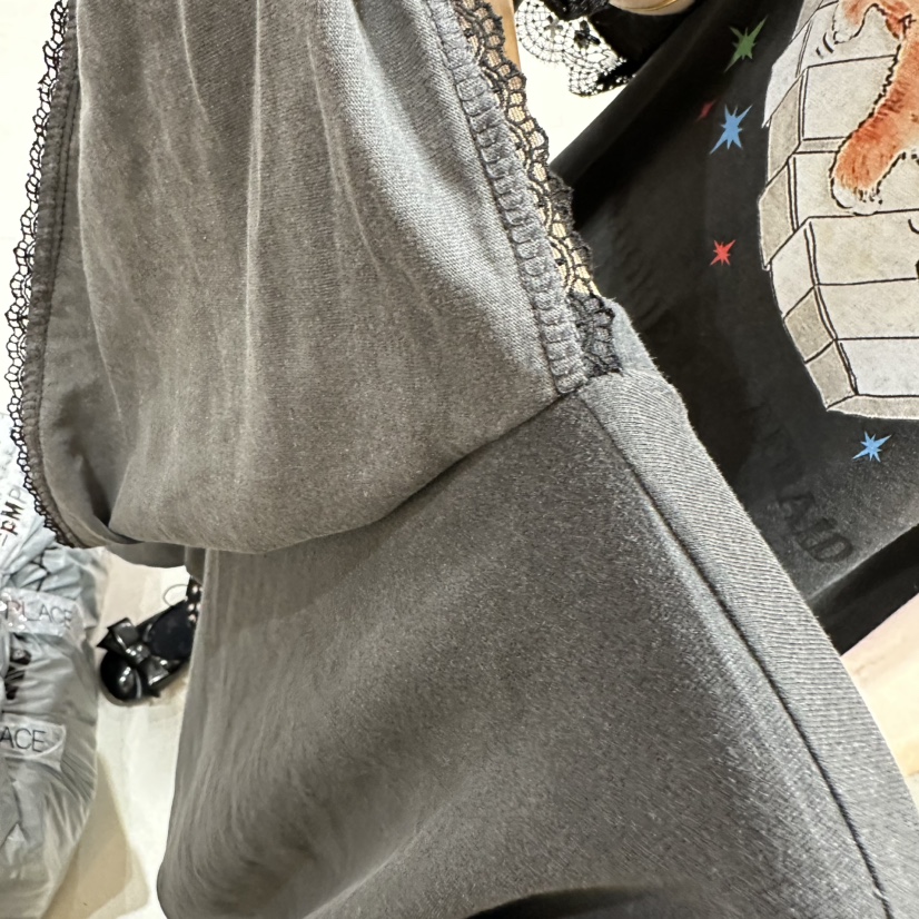 MINI UNNI韓國代購女士新款推薦人氣真品時尚熱賣T恤圍巾MINI UNNIT恤