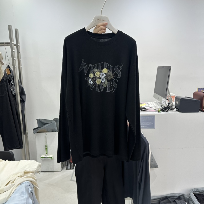 VISUAL SPACE韓國直郵女士新款真品人氣職業長袖T恤花朵VISUAL SPACE長袖T恤圖色3黑色